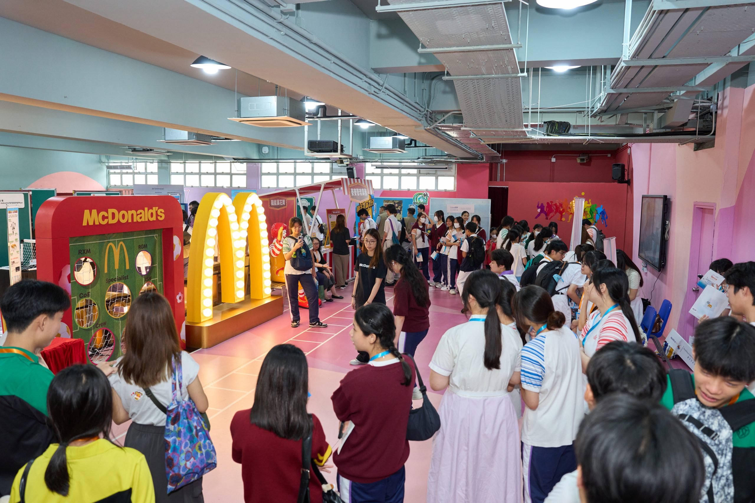 IGNITE18: Jumpstart Your Career Launches Across Hong Kong, Connecting Youth with Industry, Universities and Future Career Opportunities event photo 31